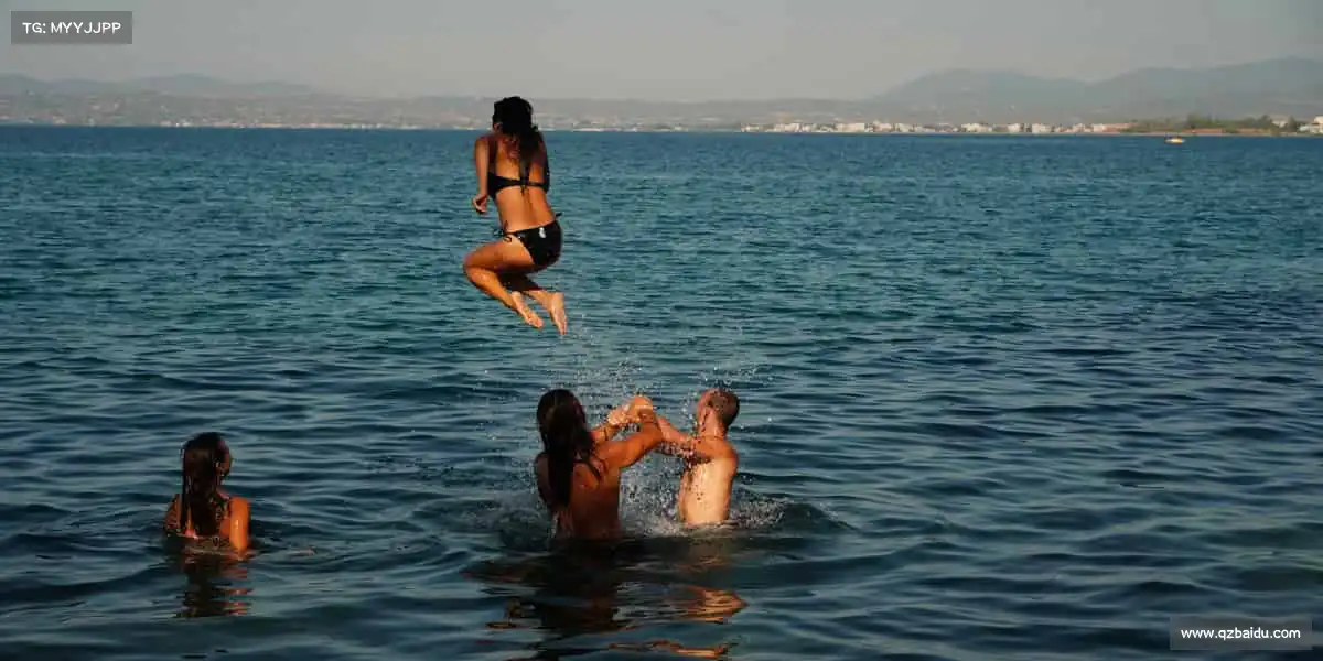 米兰milan官网🏂雪地飞驰,赛场拼搏 —— 速度与激情,体育从不缺热血!